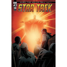 Star Trek #28 Cover A (Ramón Rosanas)