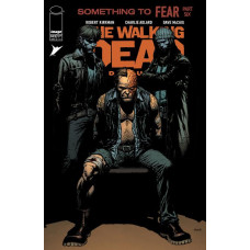 WALKING DEAD DELUXE #102 CVR A DAVID FINCH & DAVE MCCAIG (MR)